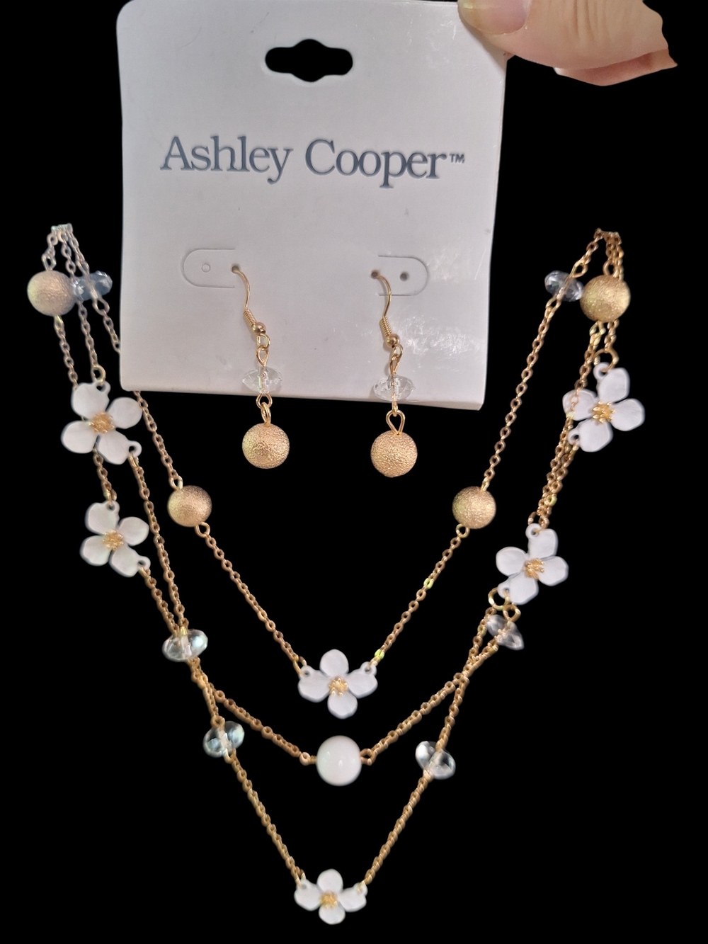 Ashley Cooper Gold and White Layered Floral Necklace with Dangle Earrings